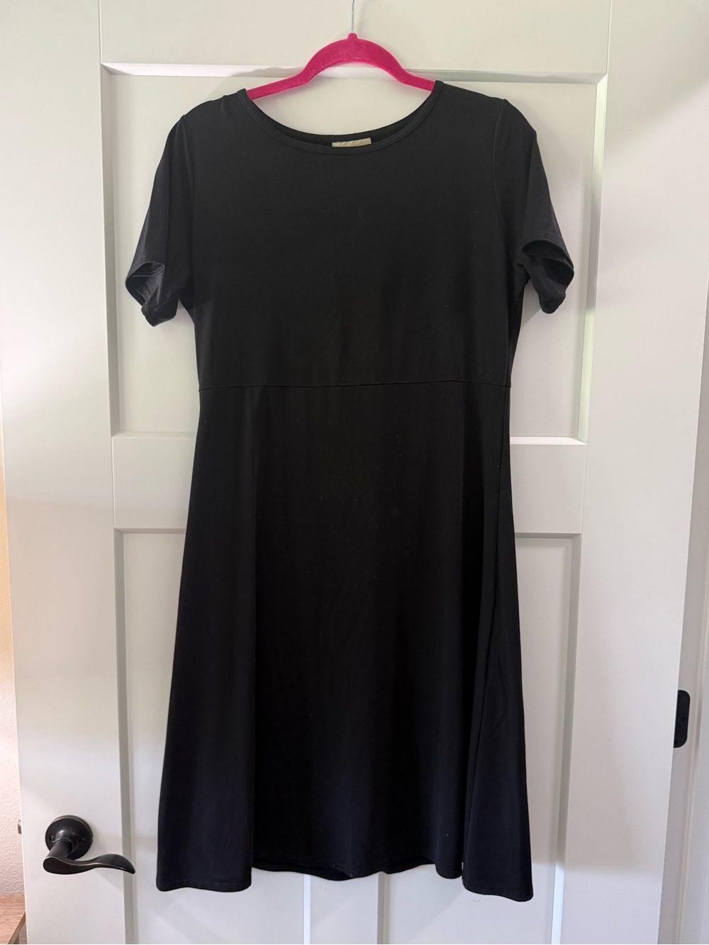 TravelSmith Black Fit & Flare Midi Dress Women’s Petite Medium Made in USA